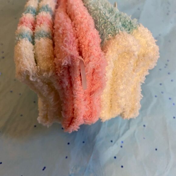 Girls 3 pairs Marilyn Monroe non Skid Grippers 6-8 - Picture 8 of 8